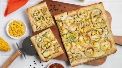 Photo of बार-बार पिज्जा खाने की जिद करते हैं बच्चे, तो इस बार घर पर ही बनाए Tawa Paneer Bread Pizza