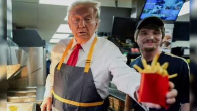 Photo of McDonald में फ्रेंच फ्राइज बनाते दिखे Donald Trump, खुद ही सर्व क‍िया ऑर्डर