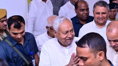 Photo of नीतीश कुमार पहुंचे डिप्टी सीएम विजय चौधरी के घर, बंद कमरे में हुई गुप्त बैठक